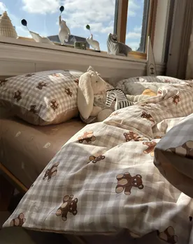 Модерен комплект спално бельо в клетка с анимационни мечка, кафяв комплект спално бельо за деца-тийнейджъри, с две отделни легла, пълен комплект futon домашен текстил, чаршаф, калъфка за възглавница, чаршаф